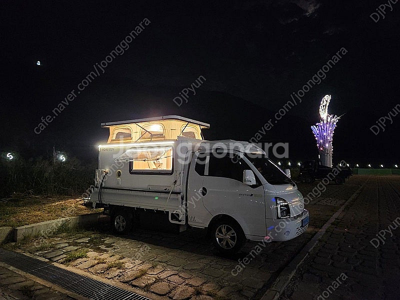 홈런 트럭캠퍼 팝니다. (캠핑박스 샤워실있는 버전)--2