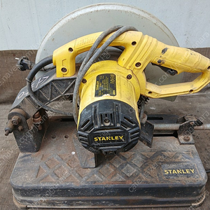 히다찌 사쿠리, 스탠리14인치 원형톱. 마끼다 7인치 원형톱