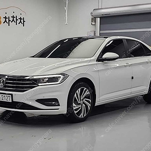2020년식 4만키로 폭스바겐 제타 중고 1.4 TFSI 프레스티지 흰색 무사고차량입니다 저렴하게 폭스바겐 제타를 이용해보세요.
