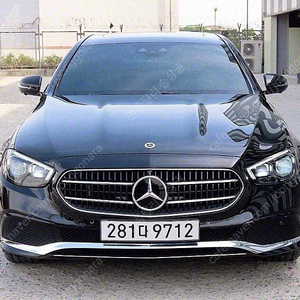 벤츠 E클래스 하이브리드 E350 4MATIC 아방가르드 22년형 사업자 수입중고차리스 가능합니다