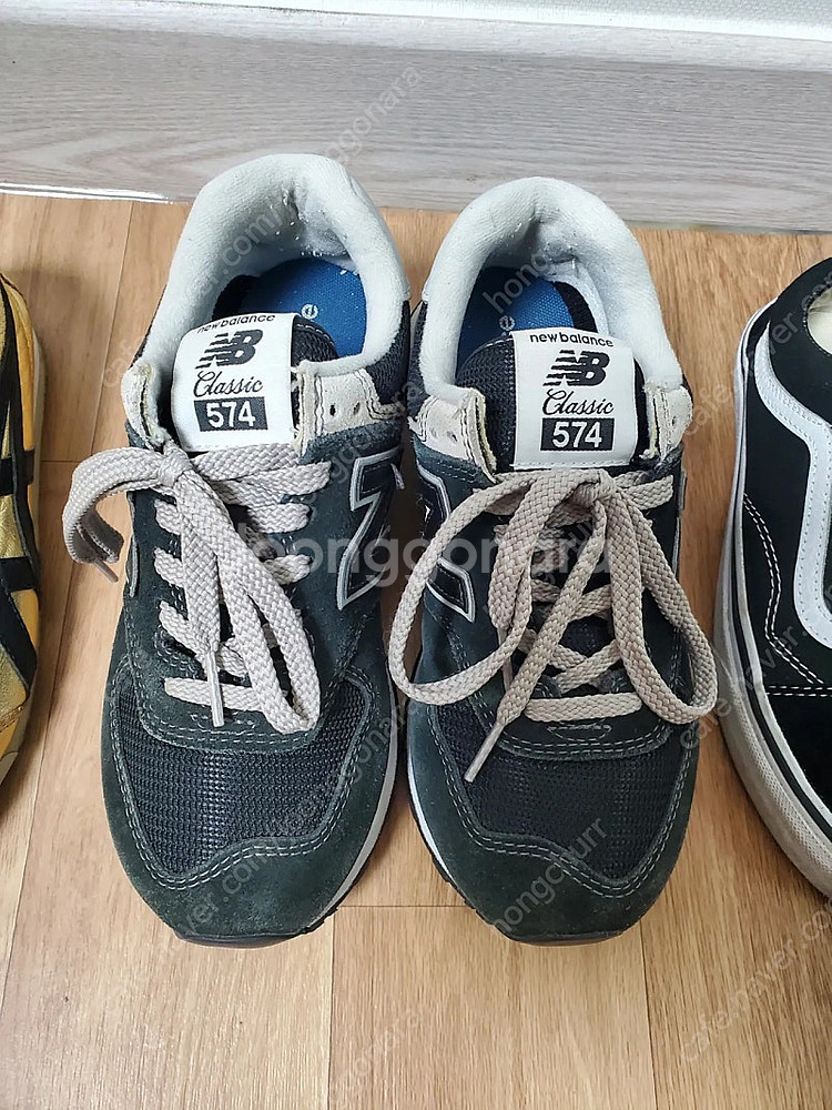 오니츠카타이거,뉴발란스574,반스 스니커즈 일괄 225...--2