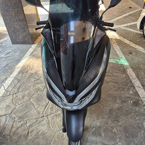 혼다 PCX125 맷블랙 20년식 1만키로 무사고 상태S급 판매합니다.