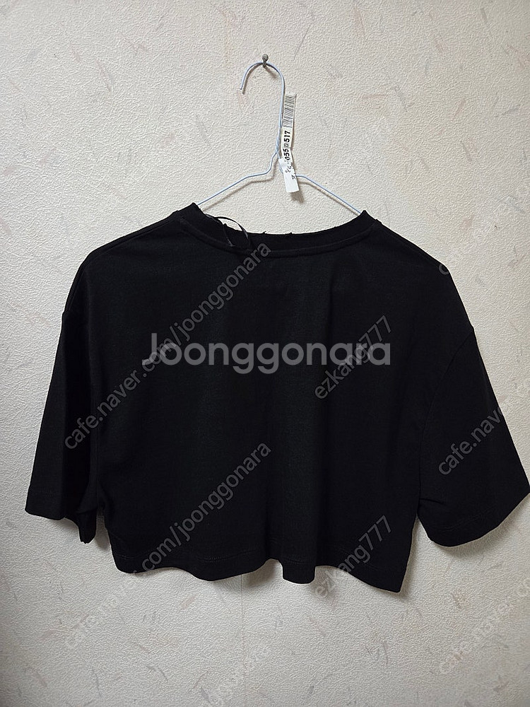 자라 ZARA 검정색 크롭반팔티 택만 뗀 새옷 S 사이...--1