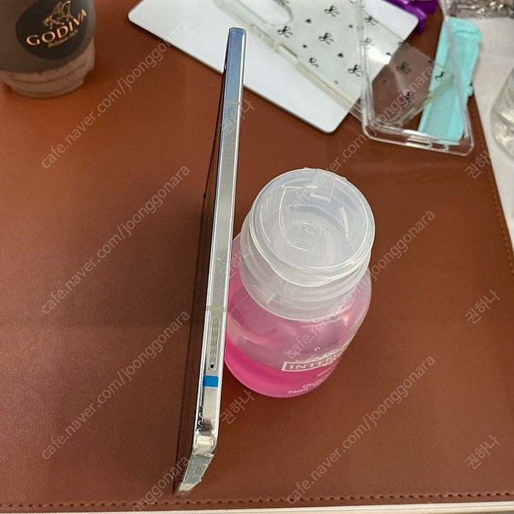 갤럭시 Z 폴드5 512 화이트 크림 + 삼성케어 양도 가능--3