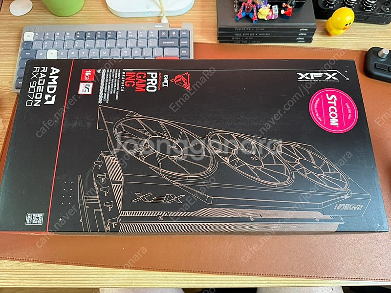 그래픽 카드 xfx 9070 swift--0