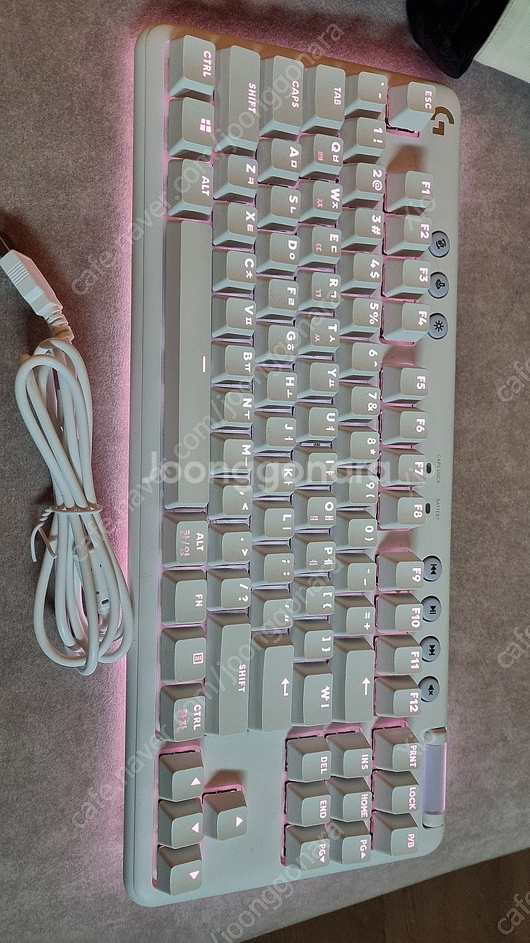 로지텍 G715 무선 키보드 팝니다.--1