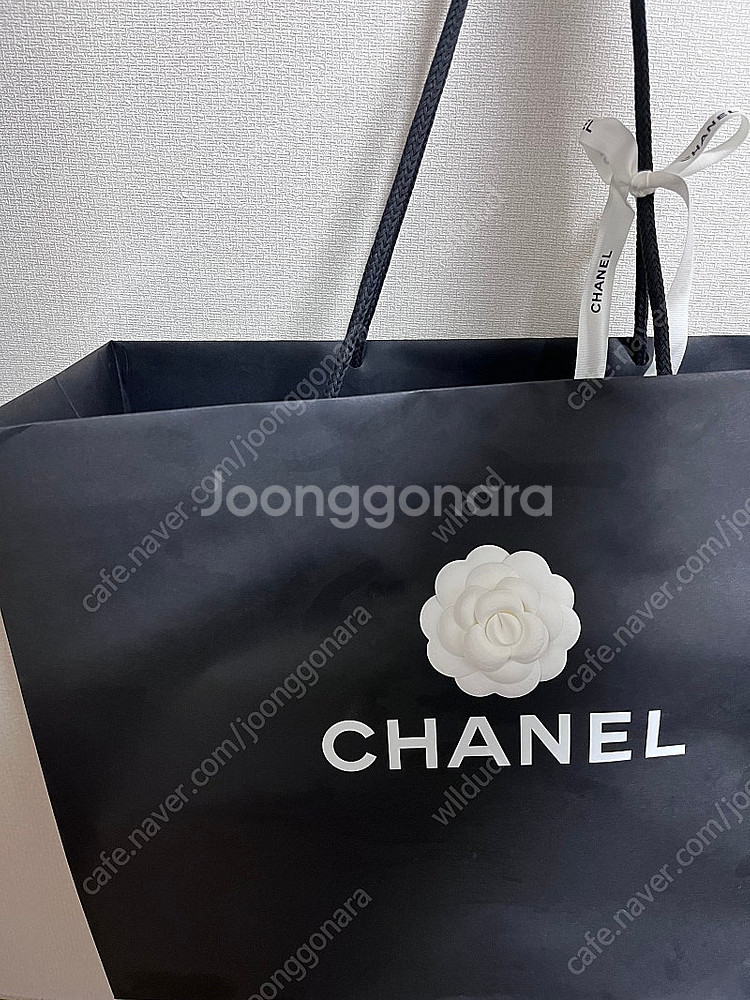 (정품)샤넬 클래식 플랩백 미듐 (그레인드 카프스킨 캐...--8