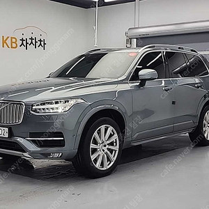 볼보 XC90 중고 볼보 중고차 볼보 중고 회색 2018년식 2.0 D5 AWD 모멘텀 광이 번쩍번쩍