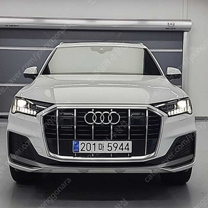 아우디 Q7 중고 (4M) 45 TDI 콰트로 프리미엄 2023년 3만키로 아우디 Q7 중고를 소개합니다. 수입중고자동차