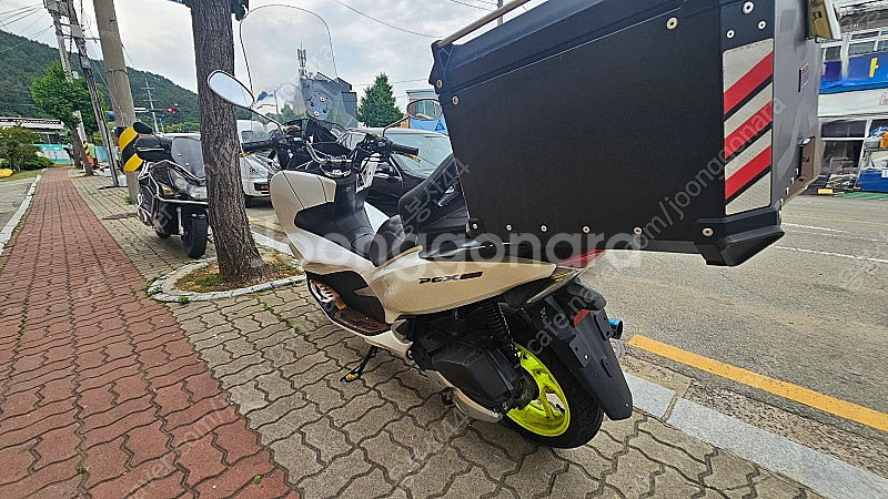 pcx 혼다 3만5천키로 경남사천입니다.--7