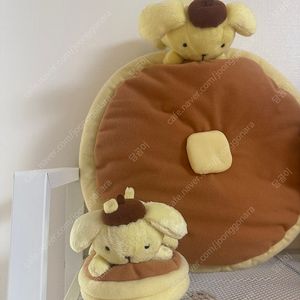 폼폼푸린 핫케이크 인형 방석