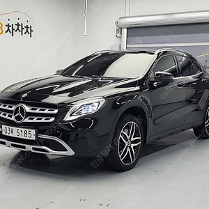 벤츠 GLA 중고 벤츠 GLA클래스 중고 검정색 2018년식 GLA220 프리미엄 믿을만한 중고차