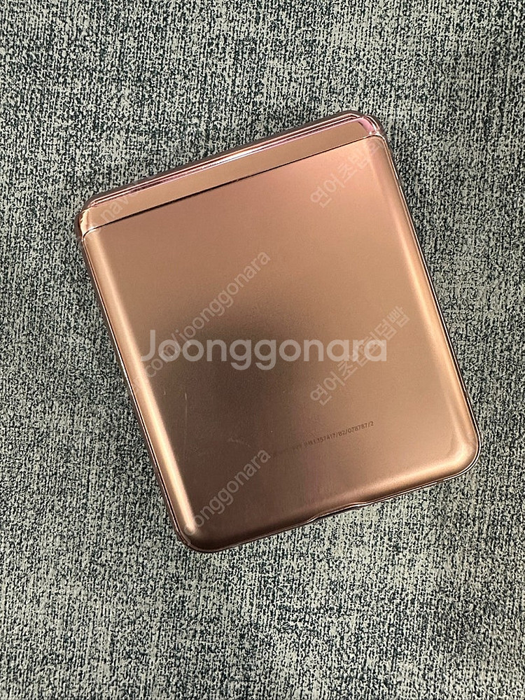 갤럭시Z플립2 256G 브론즈 21년 10월개통 미세점...--1