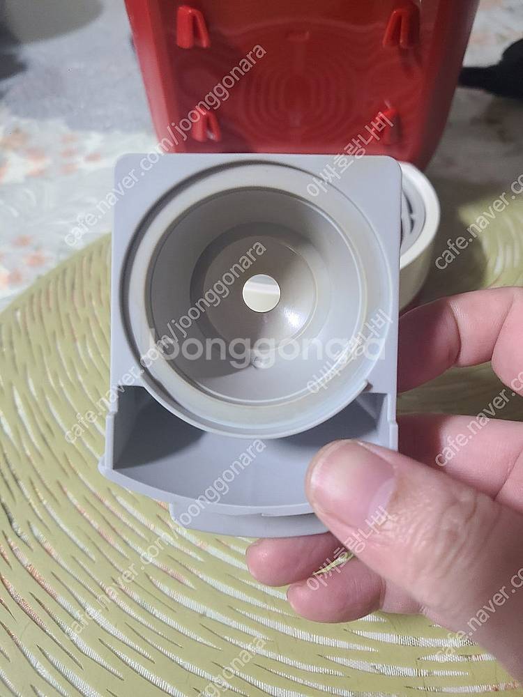 돌체구스토 캡슐커피머신 거의 새것 택포--1