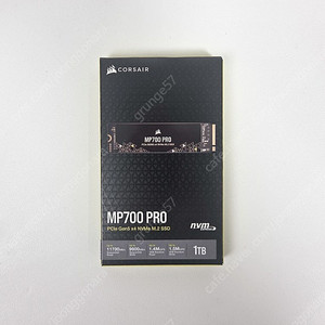 커세어 PCIe 5.0 CORSAIR MP700 PRO M.2 NVMe (1TB) 판매합니다.