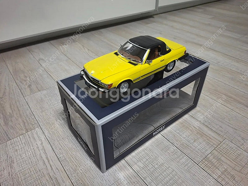 1:18 다이캐스트 판매합니다 (포르쉐 벤츠 페라리 등...--9