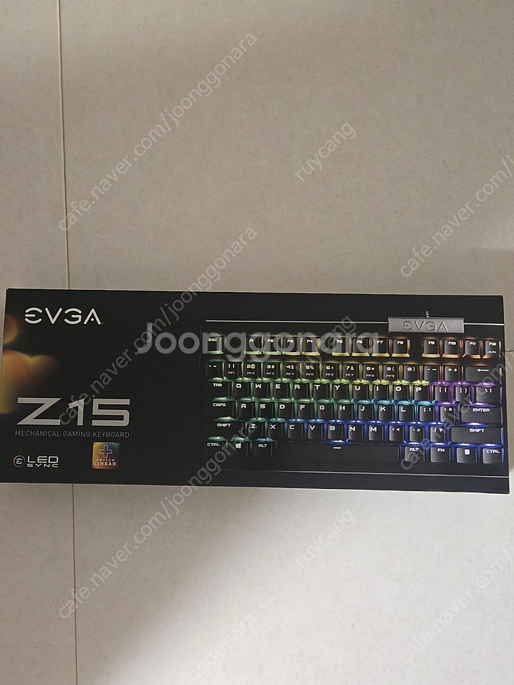 evga z15 rgb 기계식 키보드 싸게팝니다--0