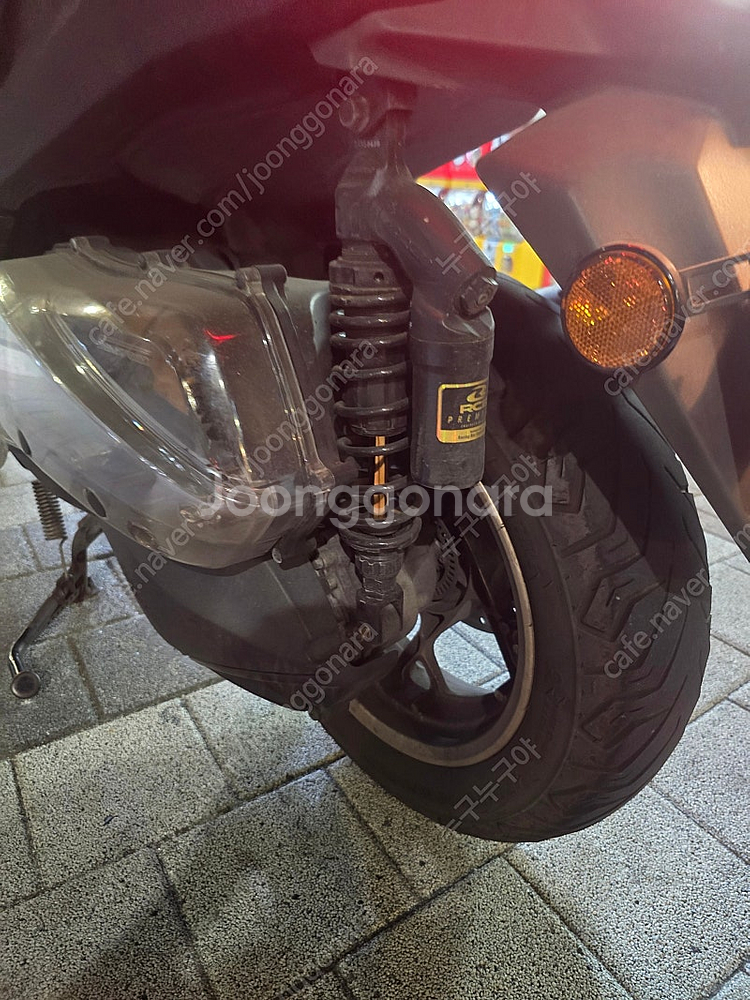 xmax 20년식 팝니다.--5