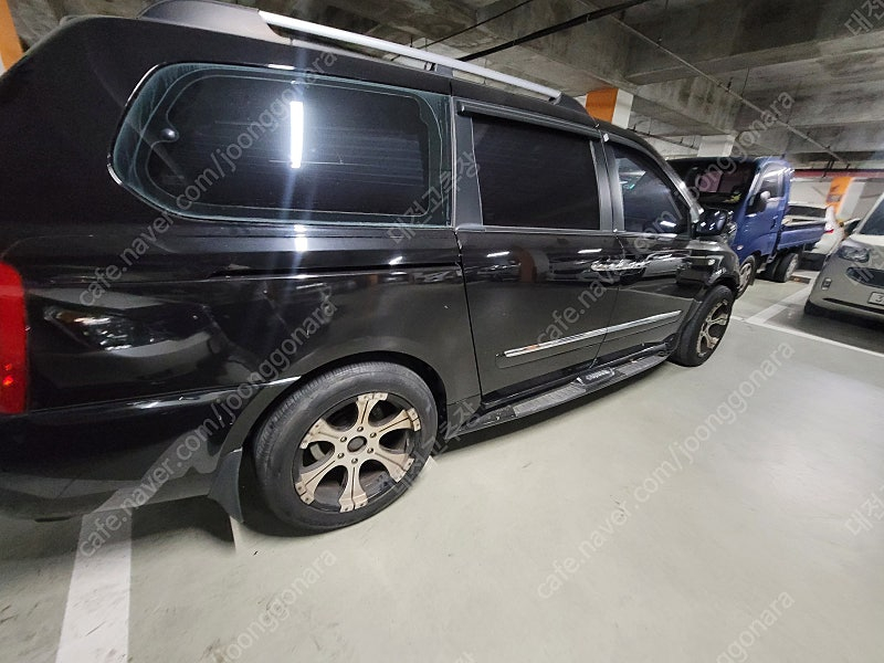 (판매완료)그랜드카니발 툰드라 18인치휠타이어(대품필) 이미지