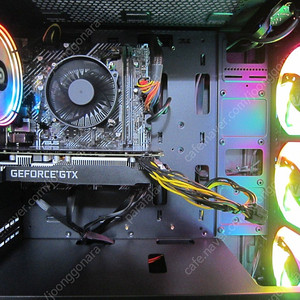 깨끗한 인텔 i5-10400F, GTX1660 Ti 컴퓨터 본체