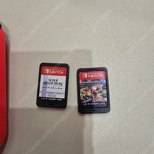 닌텐도스위치 대난투 + 마리오카트8 일괄 택포 6.3 팝니다.