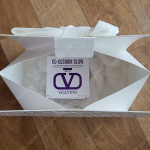 발렌티노 고쿠션