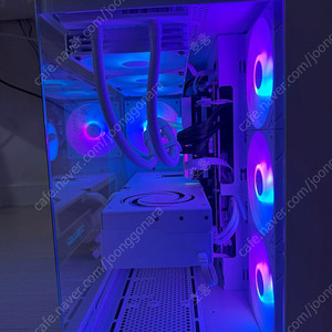 RTX 5080 9800X3D PC 고사양 본체 게이밍 컴퓨터 급처합니다.