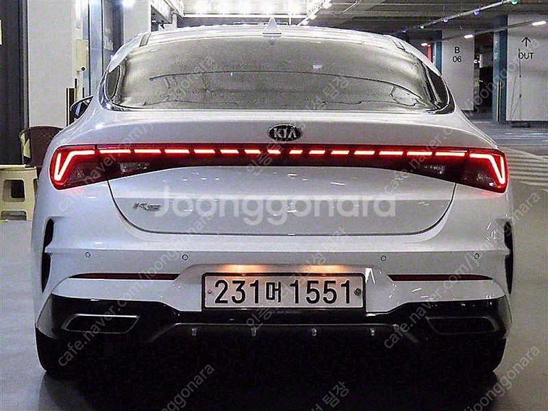 K5 중고차 시세 흰색 2020년식 2.0 노블레스 가...--6