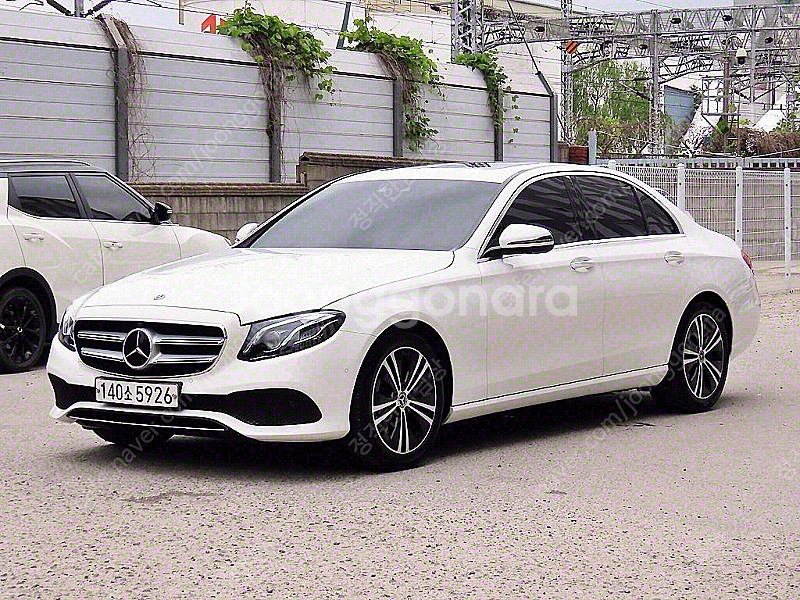 벤츠 E-클래스 W213 E300 아방가르드 최저가 판...--1