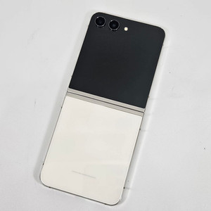 SM-F731)외관깔끔 갤럭시 Z플립5 화이트 256GB! 폴더형 혁신! 초슬림 디자인, 35만원 판매해요 특가