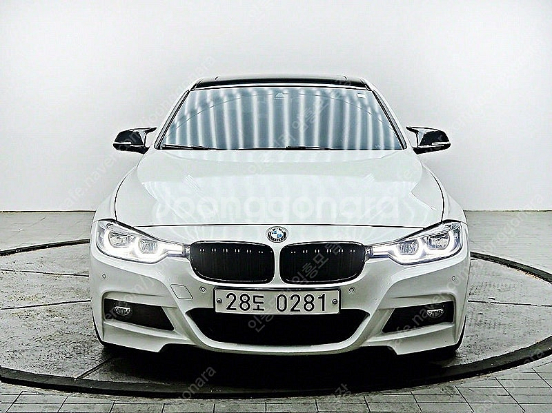BMW 3시리즈 중고 BMW 320d 중고승용차 3시리즈 중고차 흰색 2017년식 75,730km 320i M 스포...--0