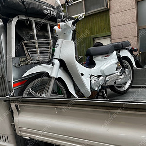 슈퍼커브110 무꿍 키2개 신차급23년식 630km 탄거 팝니다 혼다오일쿠폰있음