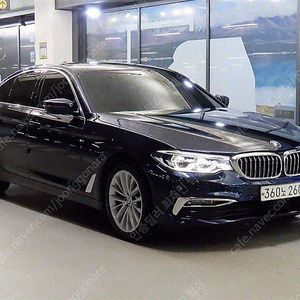 BMW 5시리즈 중고 5시리즈 중고차 할부 BMW 520D 중고 파란색 2020년식 87,411km 520d 럭셔리 플러스 수원중고차