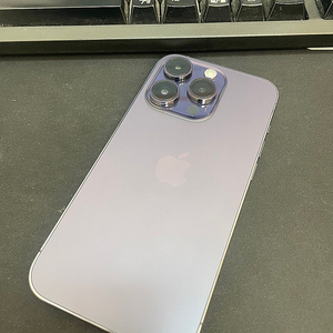 아이폰14프로 퍼플 128GB 상태좋은 중고60만팝니다.