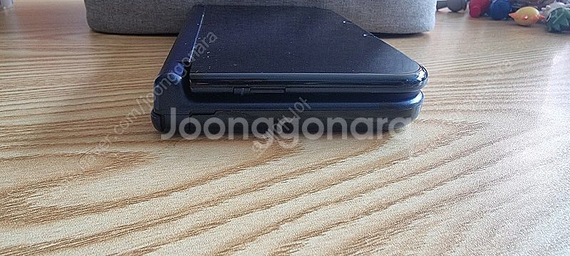 닌텐도 new 3ds XL 뉴큰다수 팝니다--3