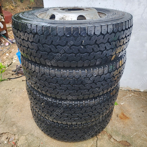 미쉐린 타이어 225 75 R17.5 엑스멀티 마이티삼오장착