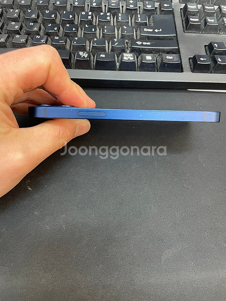 아이폰12미니 블루 64GB 상태좋은 중고23만팝니다.--4