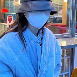 (강민경 착용) 아비에무아 코듀로이 자켓