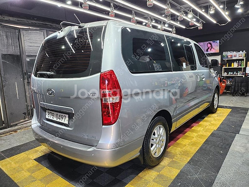 그랜드 스타렉스 5밴 중고차 스타렉스 중고 가성비차량 회색 2018년식 17,265km 5인승 모던 중고차구매--4