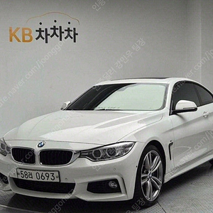 BMW 4시리즈 중고차 할부 428i 쿠페 개인사업자 차량구매 수입중고차 흰색 2016년식 428i 쿠페 M 스포츠 중고차카페