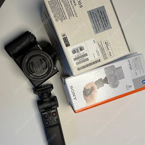 소니 ZV-E10 m2 16-50mm 번들 블랙 + 슈팅그립 (보증O) [가격내림]