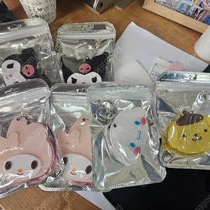 산리오 미러키링 2천원