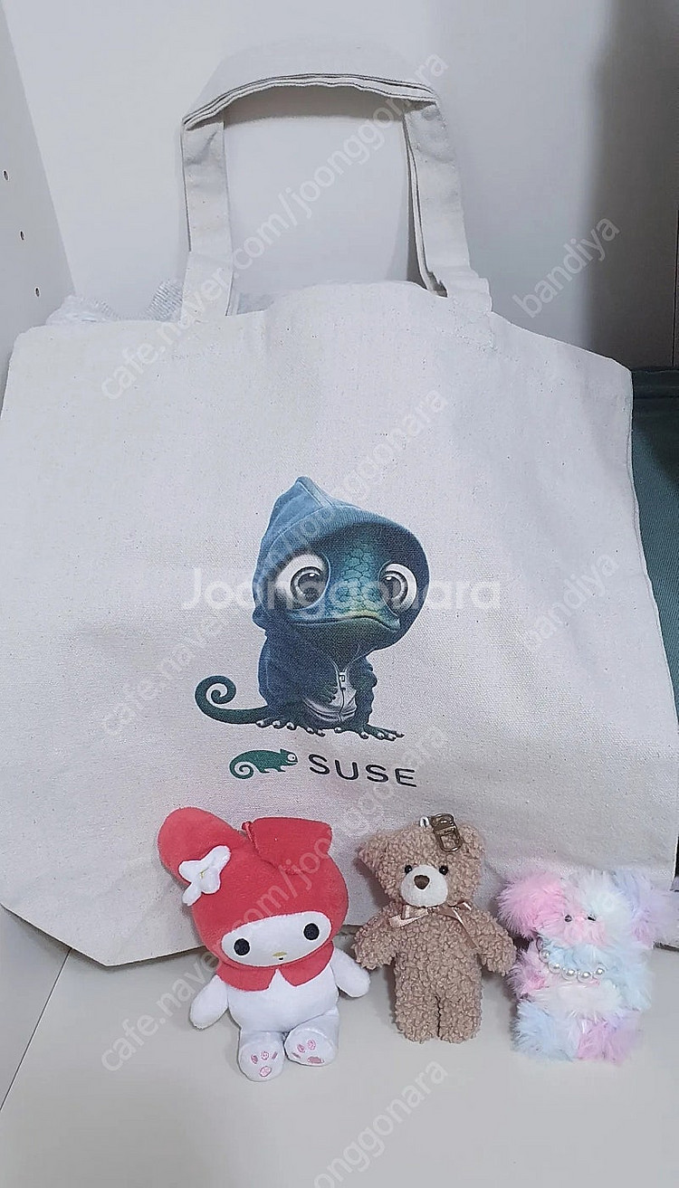 리바이스 예쁜 멀티로고백. 정품. 에코백증정포함.--5