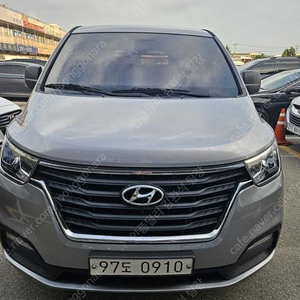 그랜드 스타렉스 3밴 중고 더 뉴 그랜드 스타렉스 3밴 중고차 회색 2021년식 44,041km 2WD 밴 3인승 스마트 수원중고차
