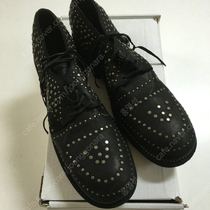 구이디 992 스터드