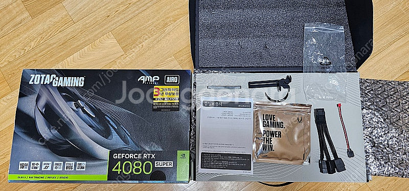 조텍 4080 SUPER AMP 익스트림 에어로 팝니다--0