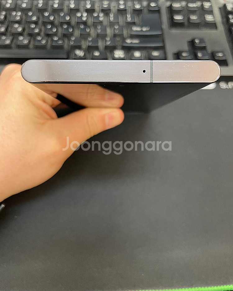 갤럭시S22울트라 블랙 256GB 상태좋은 중고35만팝...--3