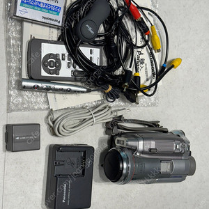 NV-GS250 6mm 빈티지 캠코더 팝니다