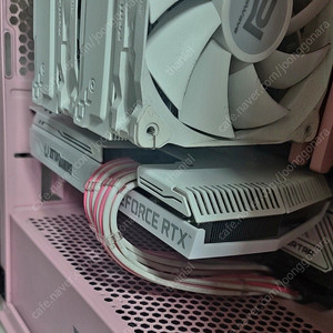 조탁 RTX 3070 트윈엣지 화이트 팝니다.
