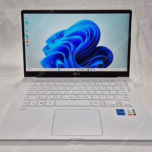 LG 그램 14인치 사무용 노트북 gram 14ZB95N i5 11세대 16G SSD 512GB 판매합니다.